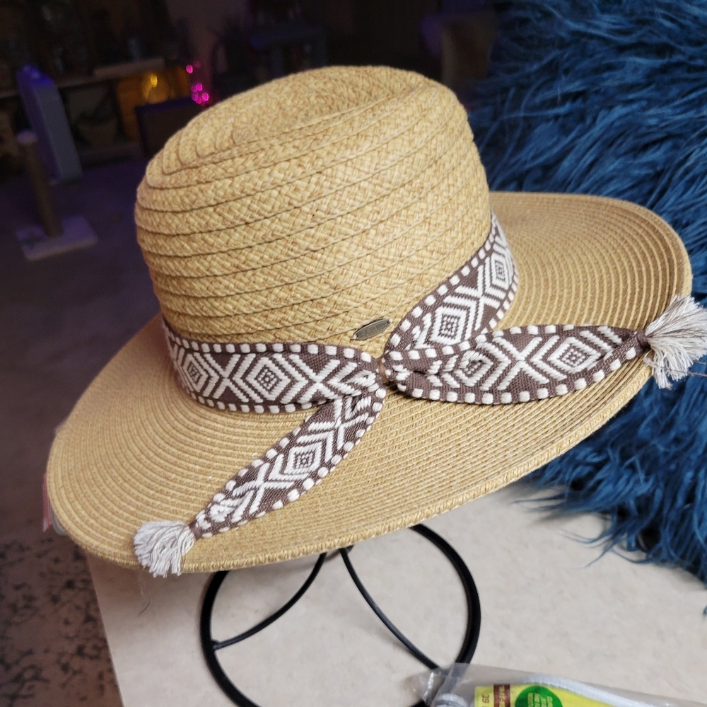 Scala handcrafted mens hat with band multi color